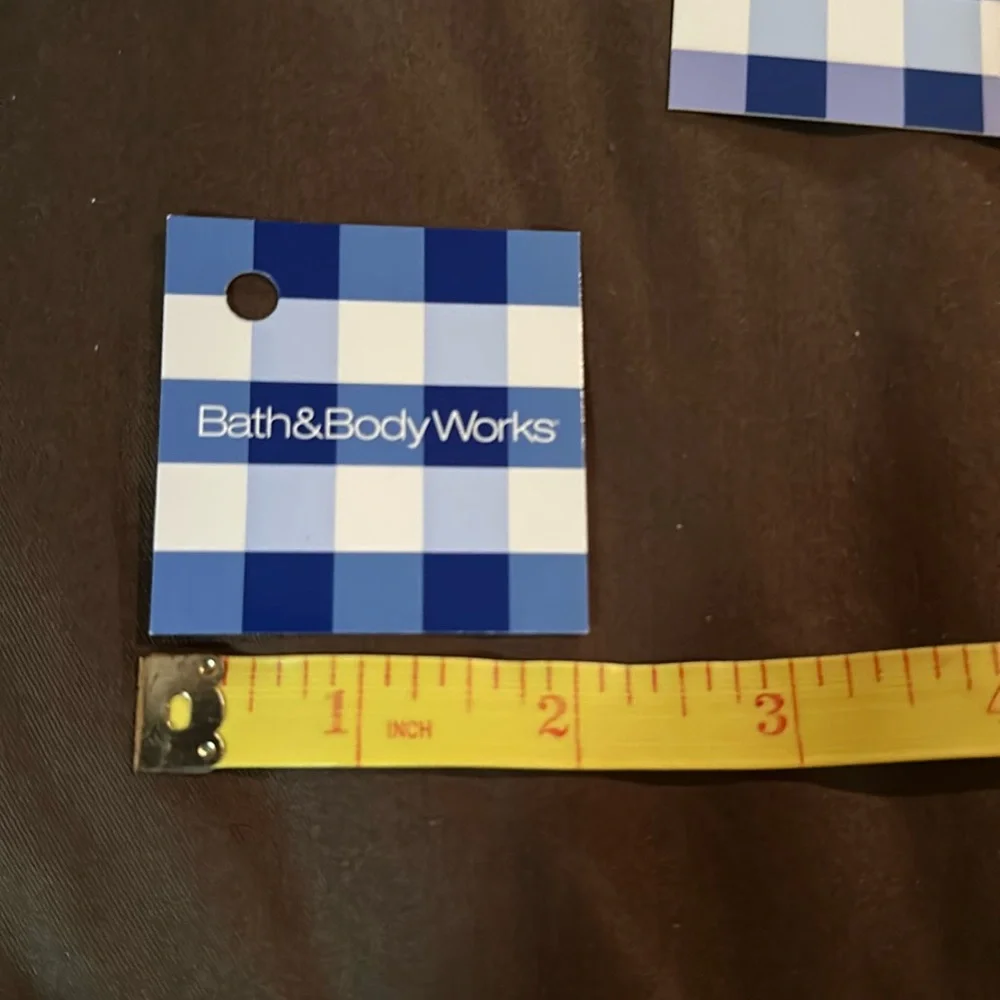 Bath & Body Works Small Gingham Gift Tags